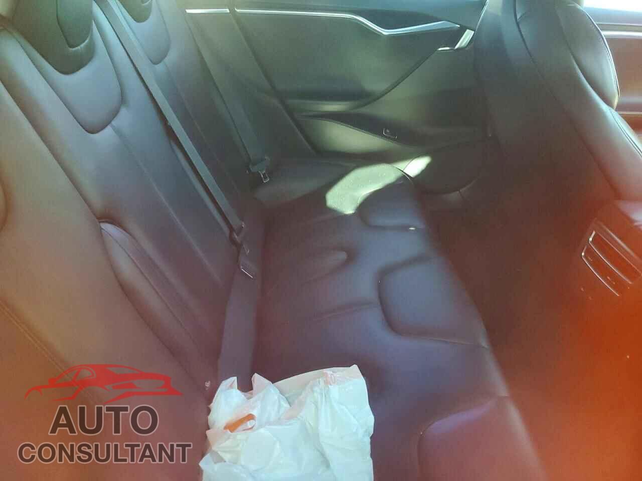 TESLA MODEL S 2017 - 5YJSA1E20HF208740