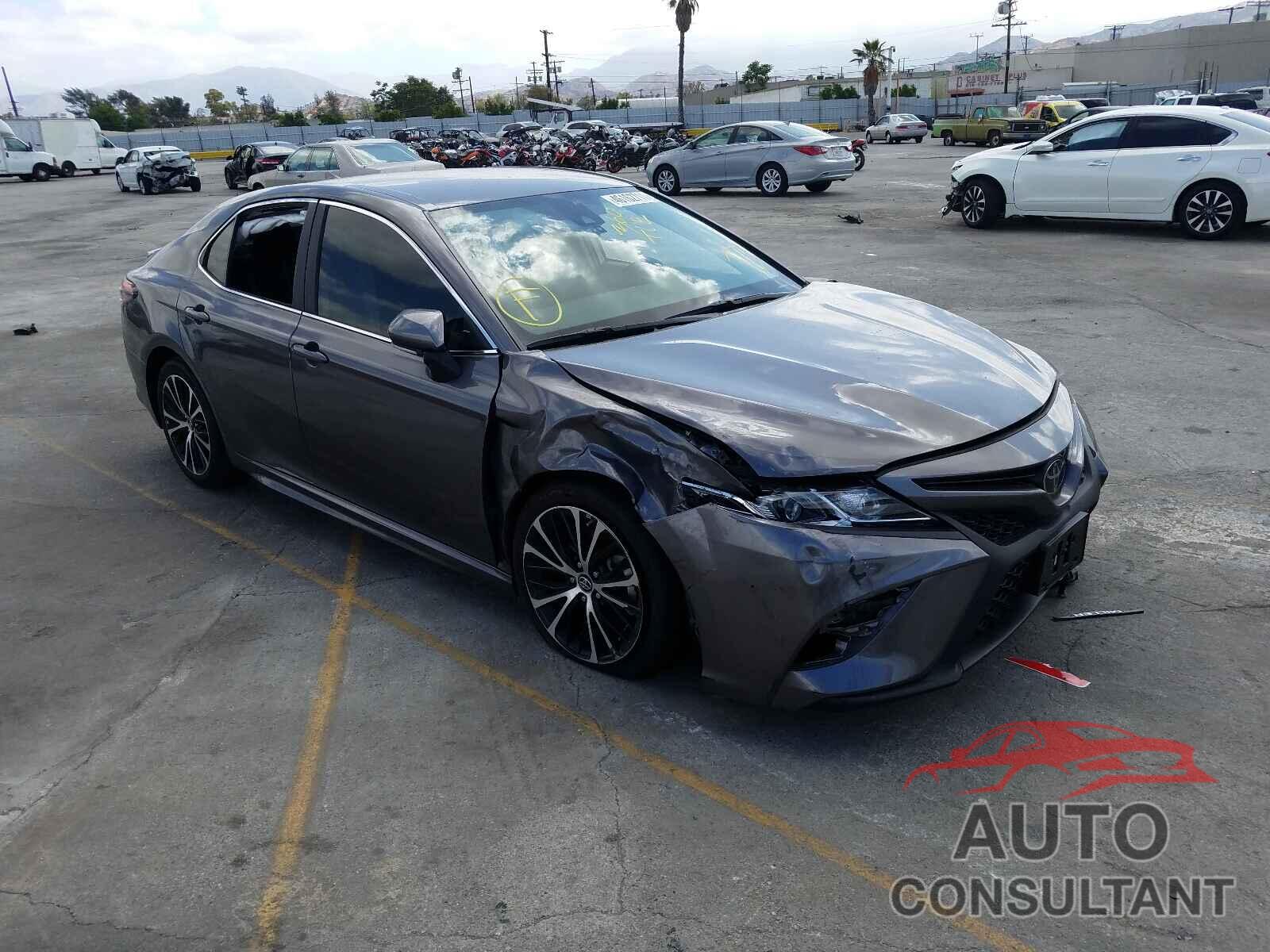 TOYOTA CAMRY 2019 - 4T1B11HK0KU798072