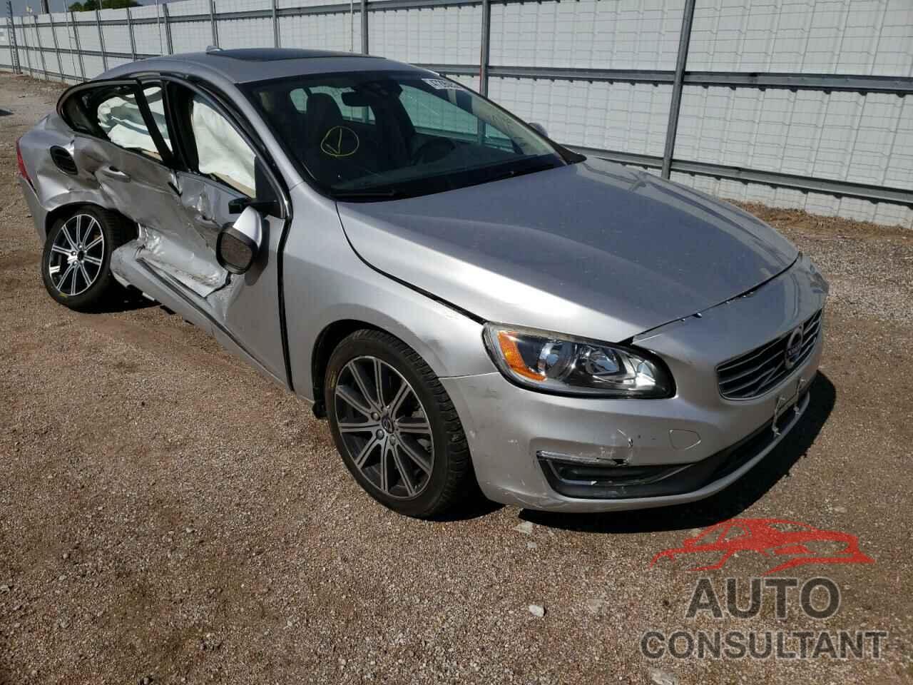 VOLVO S60 2016 - LYV402FK7GB089178