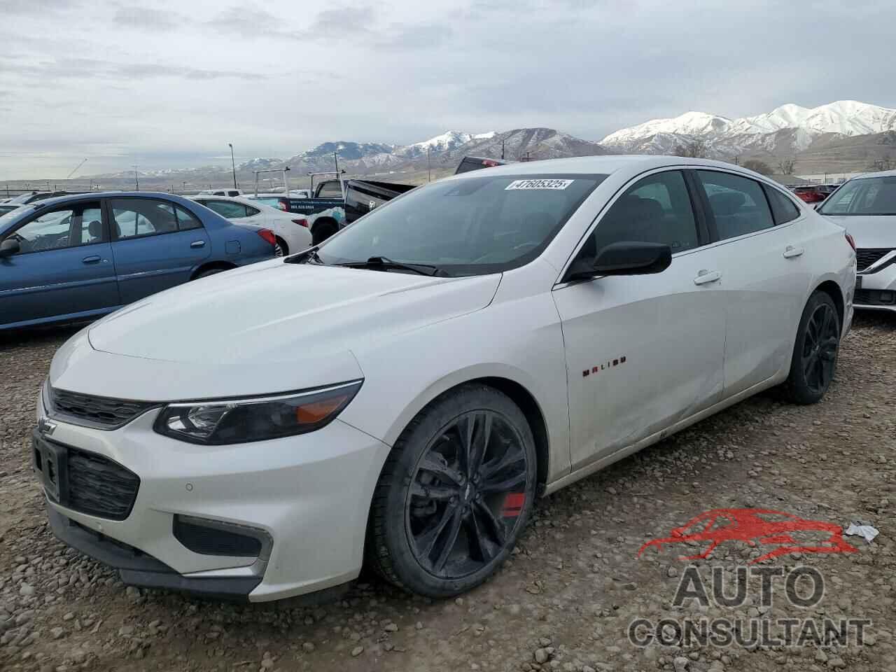 CHEVROLET MALIBU 2018 - 1G1ZD5ST8JF267734
