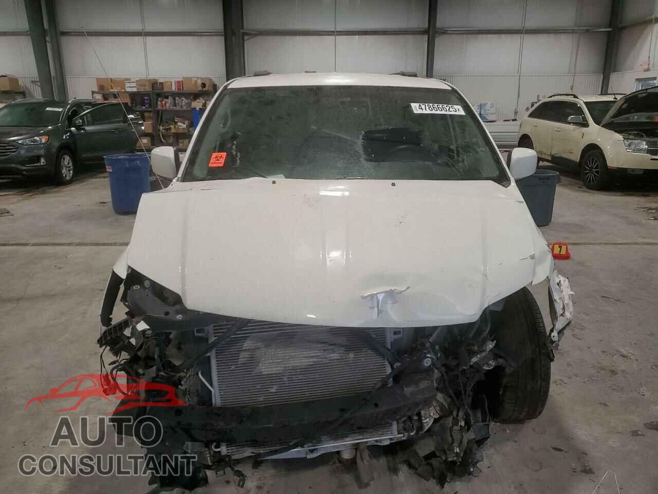 DODGE CARAVAN 2013 - 2C4RDGCG9DR575478