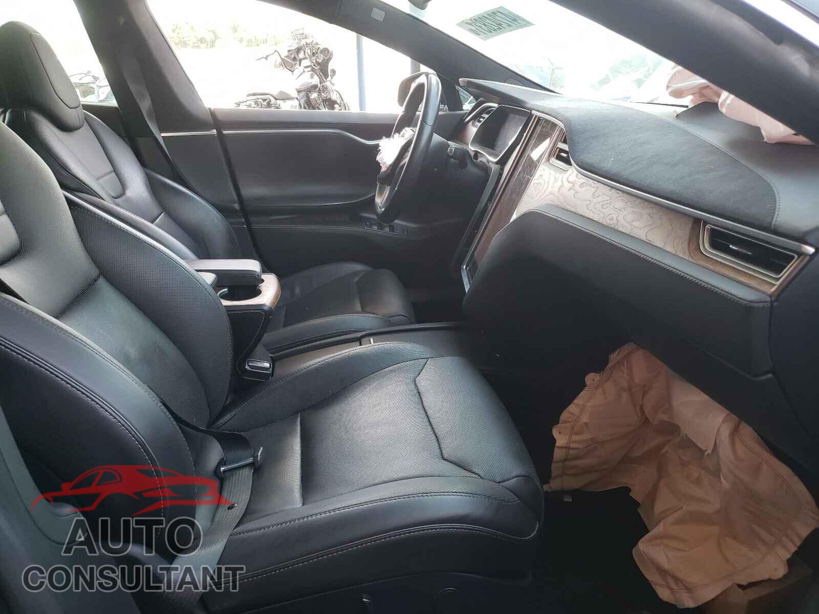 TESLA MODEL S 2017 - 5YJSA1E46HF181206