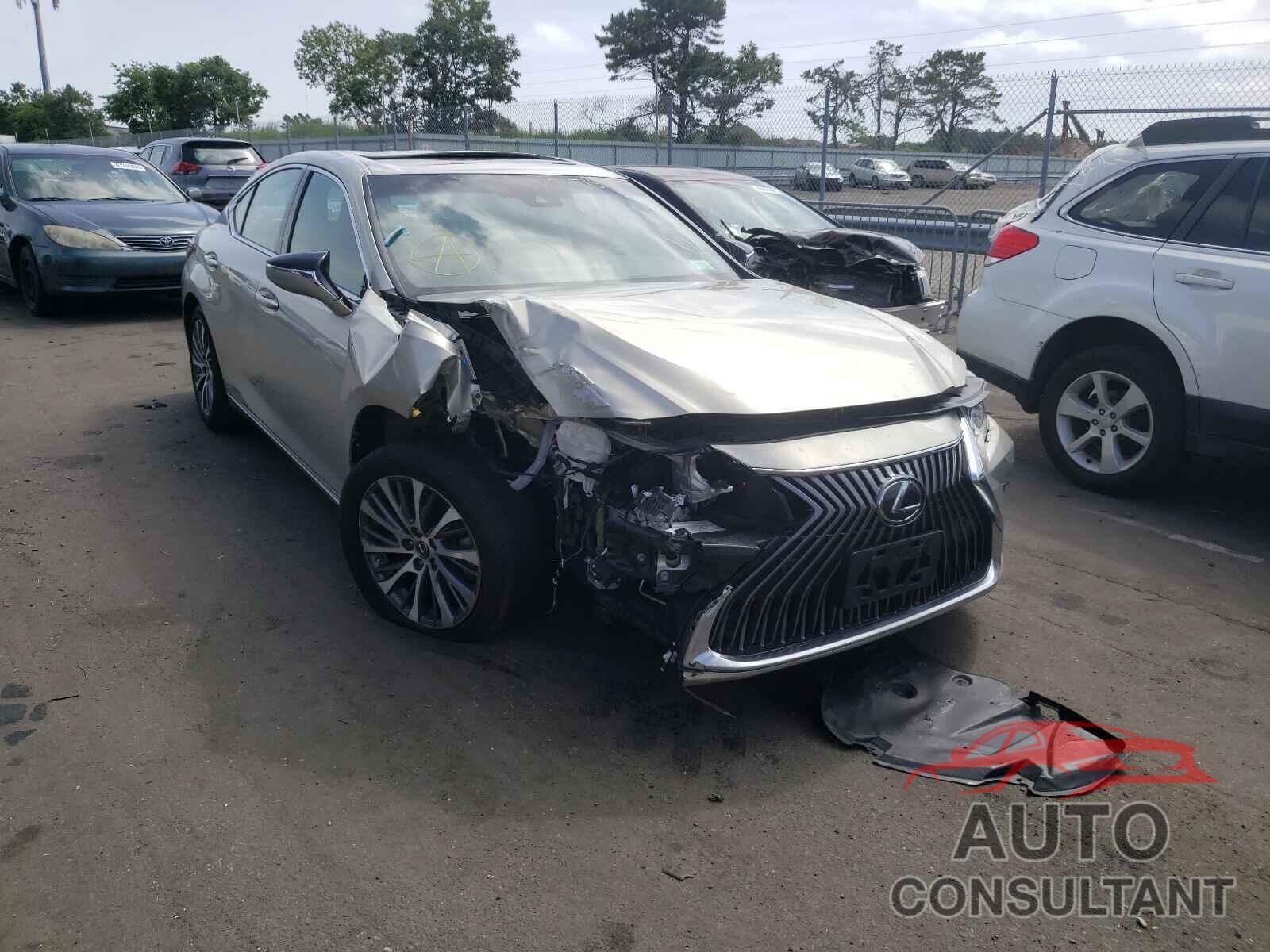 LEXUS ES350 2020 - 58ADZ1B19LU057415