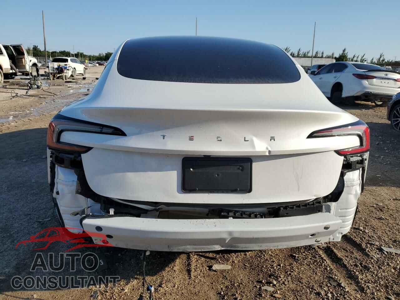 TESLA MODEL 3 2024 - 5YJ3E1EA1RF865550