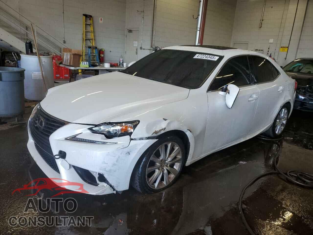LEXUS IS 2016 - JTHBA1D2XG5004964