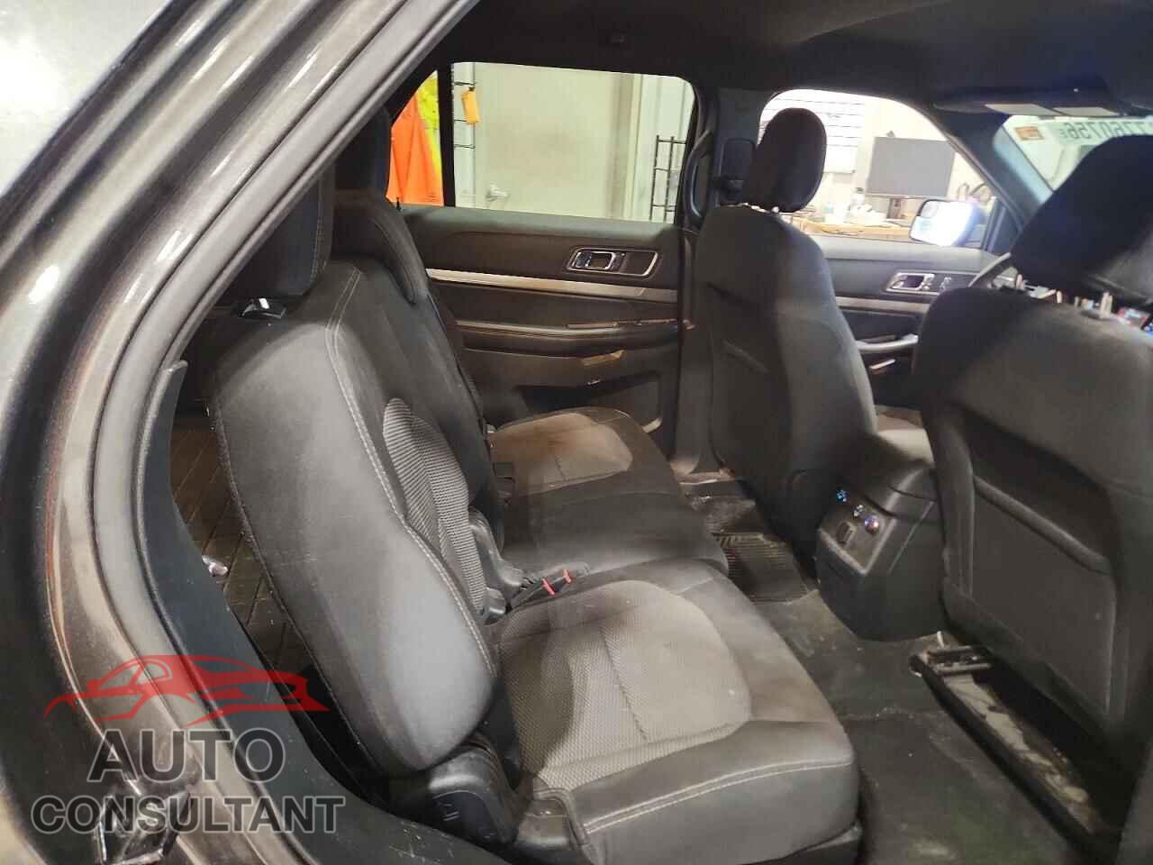 FORD EXPLORER 2018 - 1FM5K8D83JGB18580