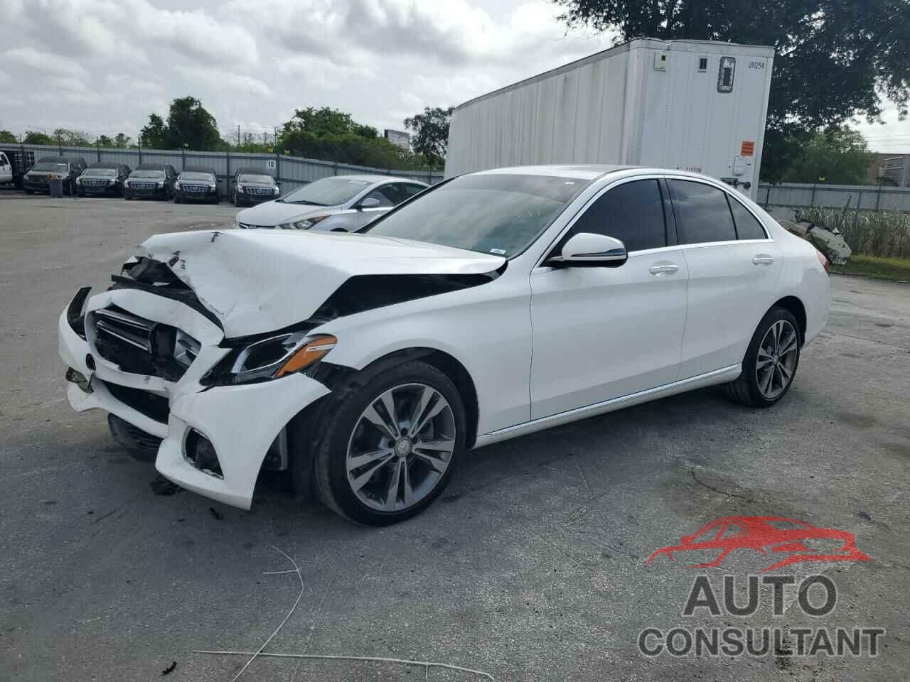 MERCEDES-BENZ C-CLASS 2016 - 55SWF4KBXGU164882
