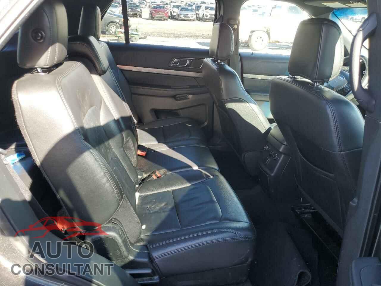 FORD EXPLORER 2018 - 1FM5K8D87JGB43711