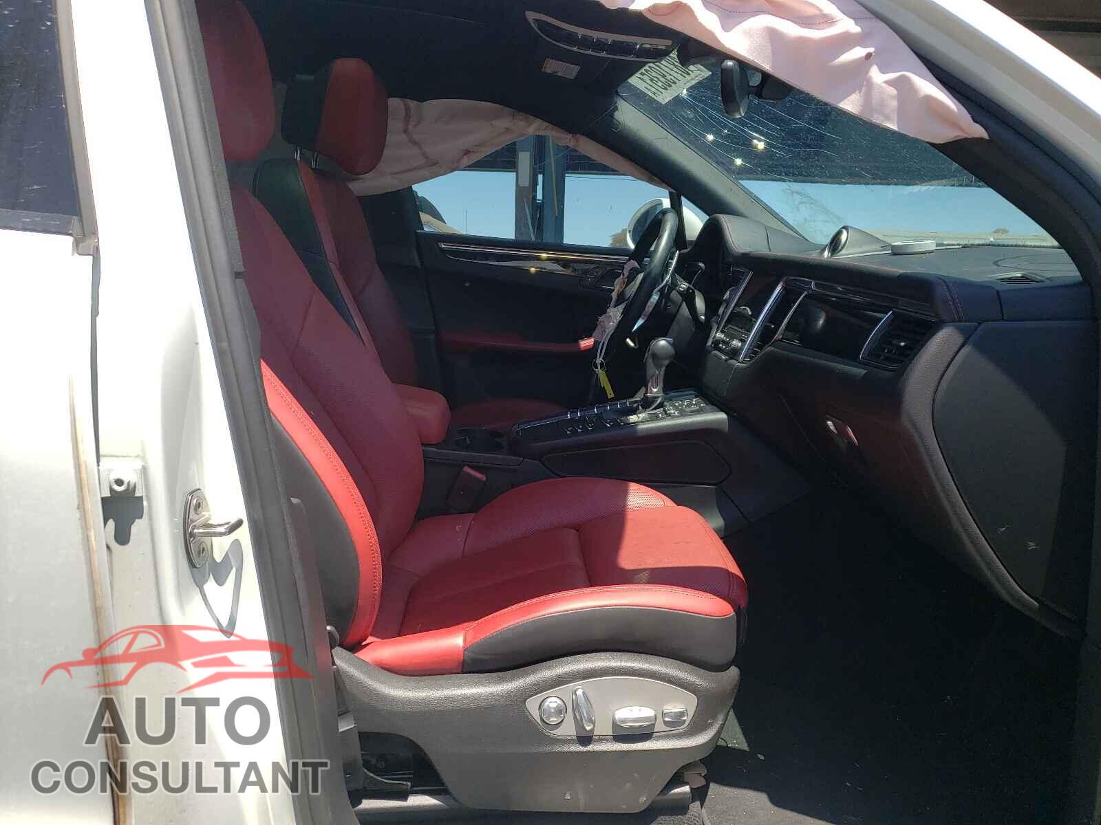 PORSCHE MACAN 2017 - WP1AB2A5XHLB17582