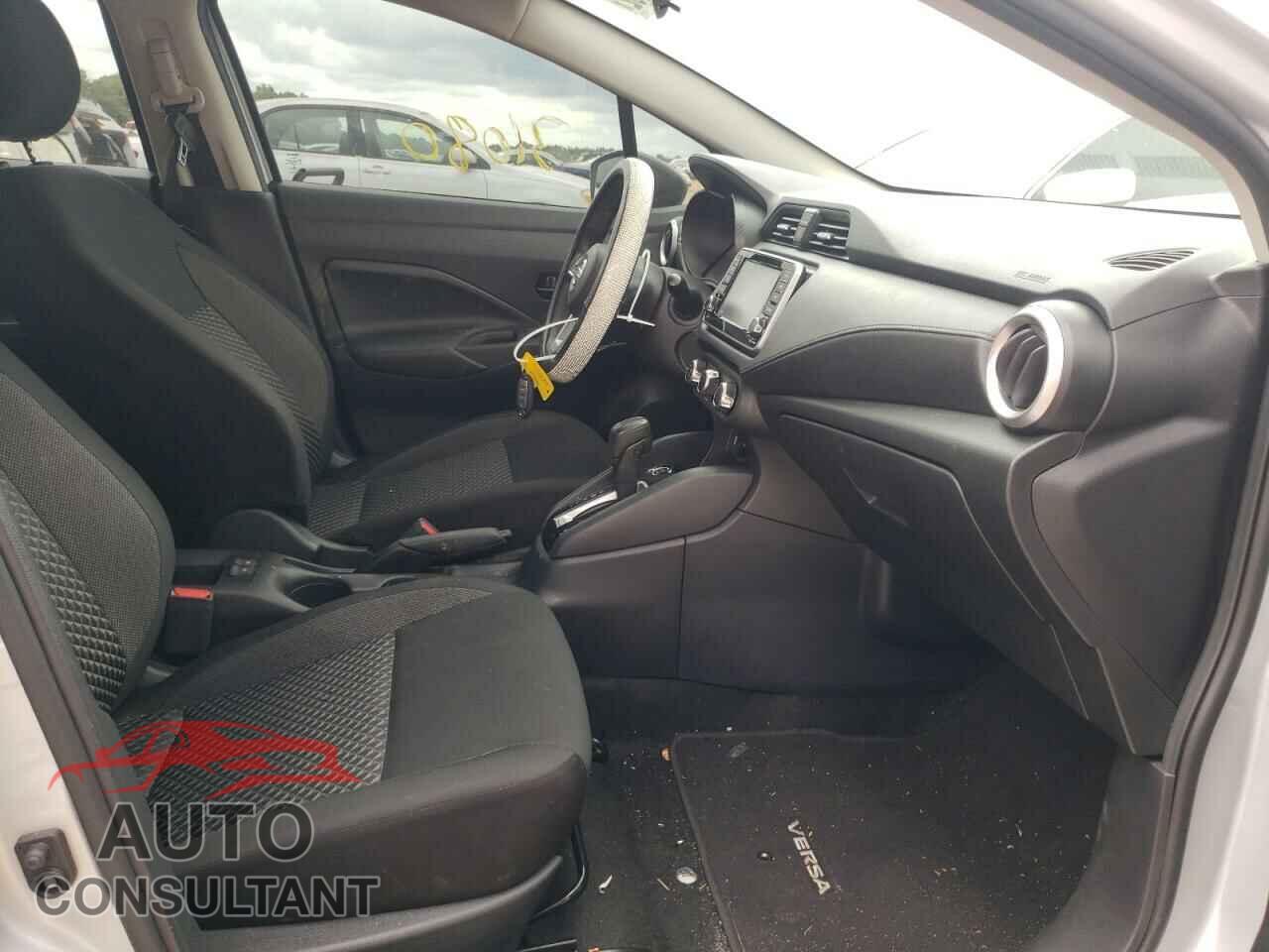 NISSAN VERSA 2020 - 3N1CN8DV0LL910146