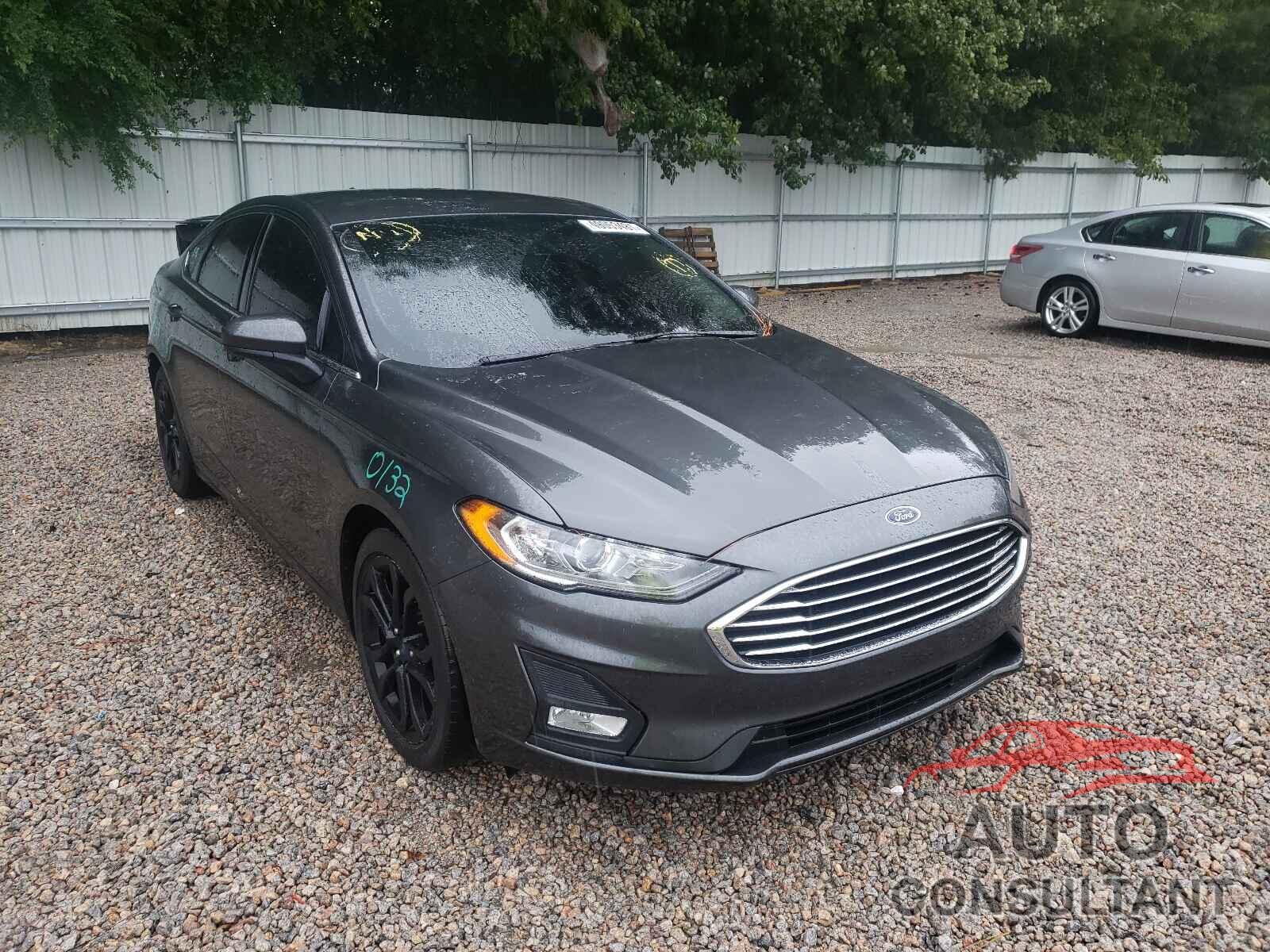 FORD FUSION 2020 - 3FA6P0HD3LR256611