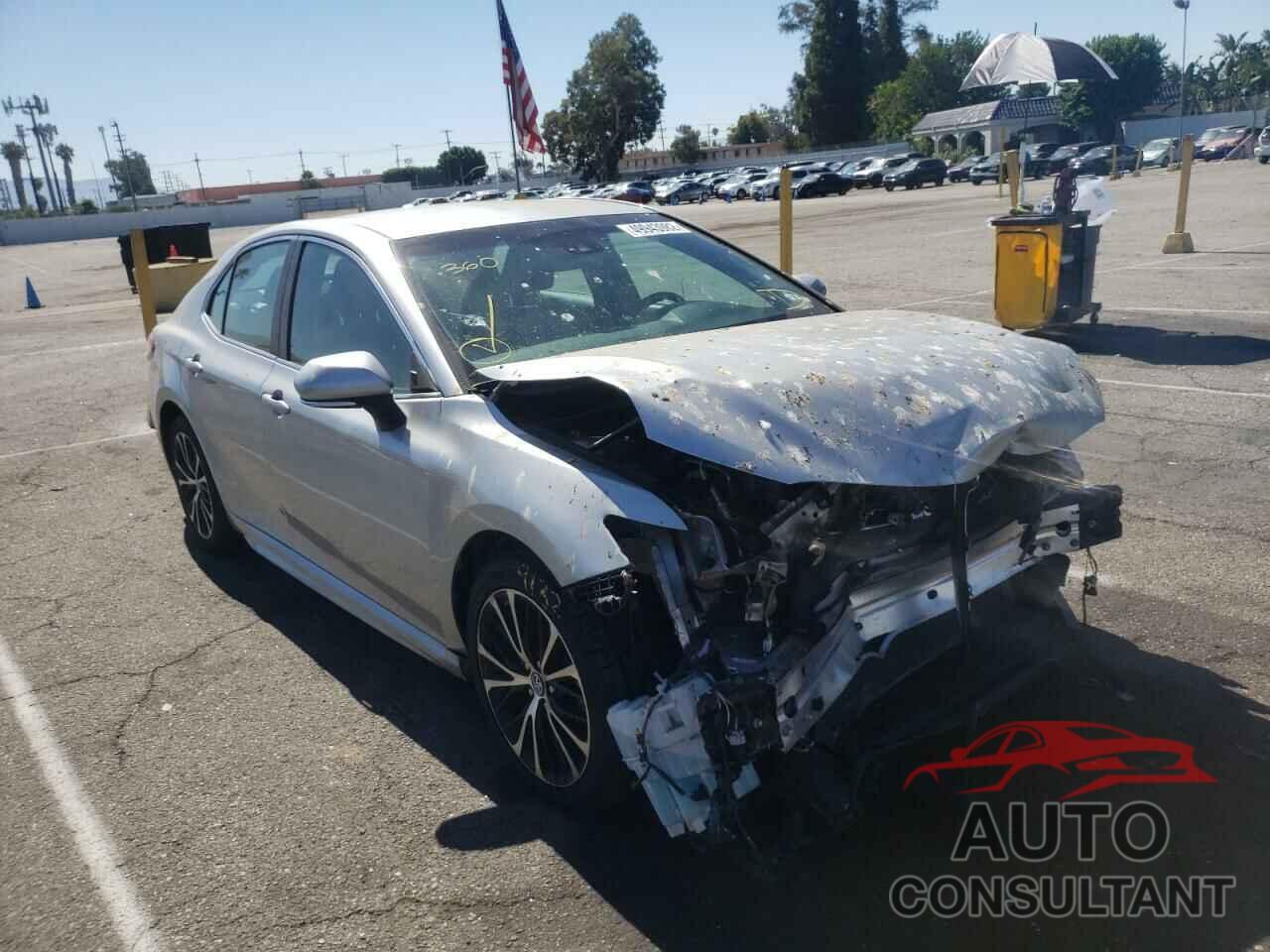 TOYOTA CAMRY 2018 - 4T1B11HKXJU028931