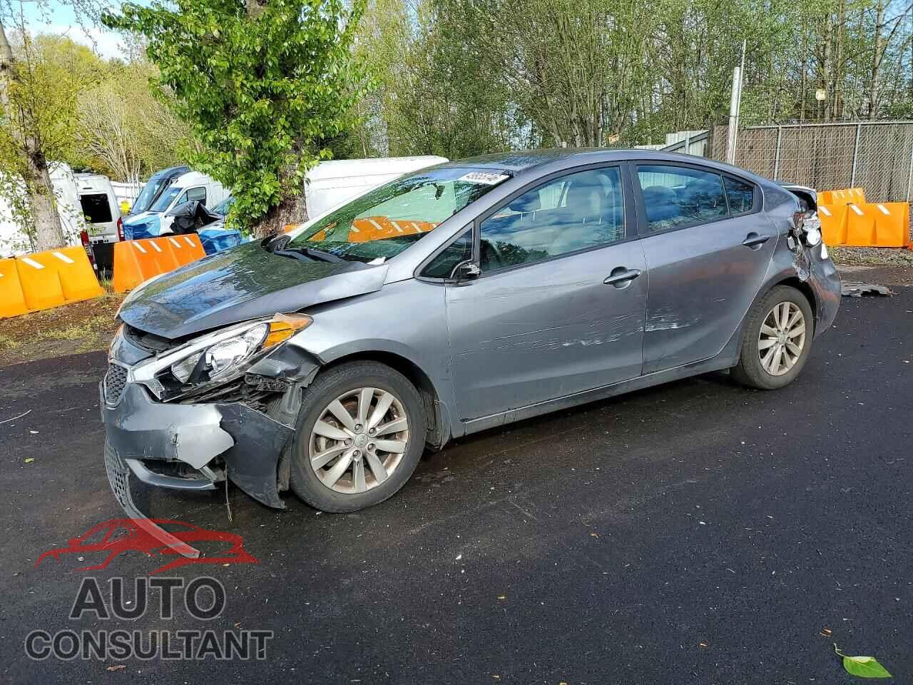 KIA FORTE 2016 - KNAFX4A68G5451543