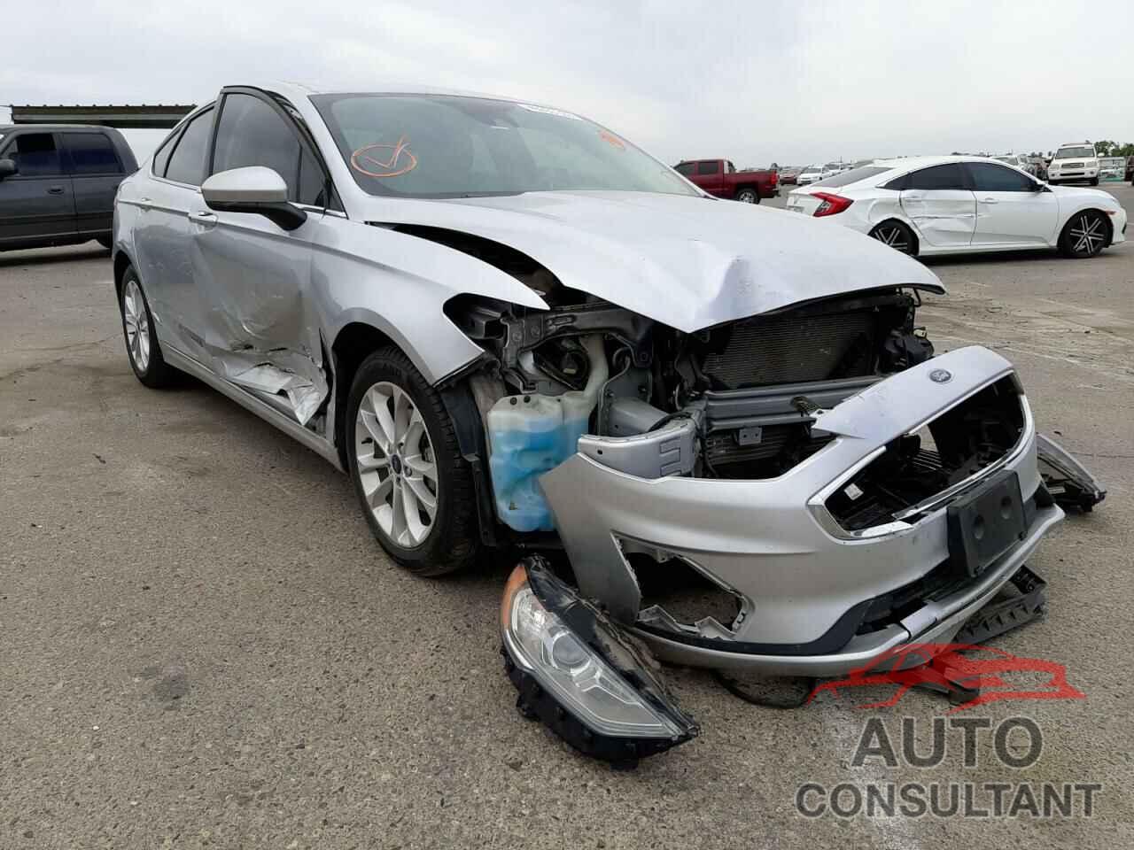 FORD FUSION 2019 - 3FA6P0LU1KR106941