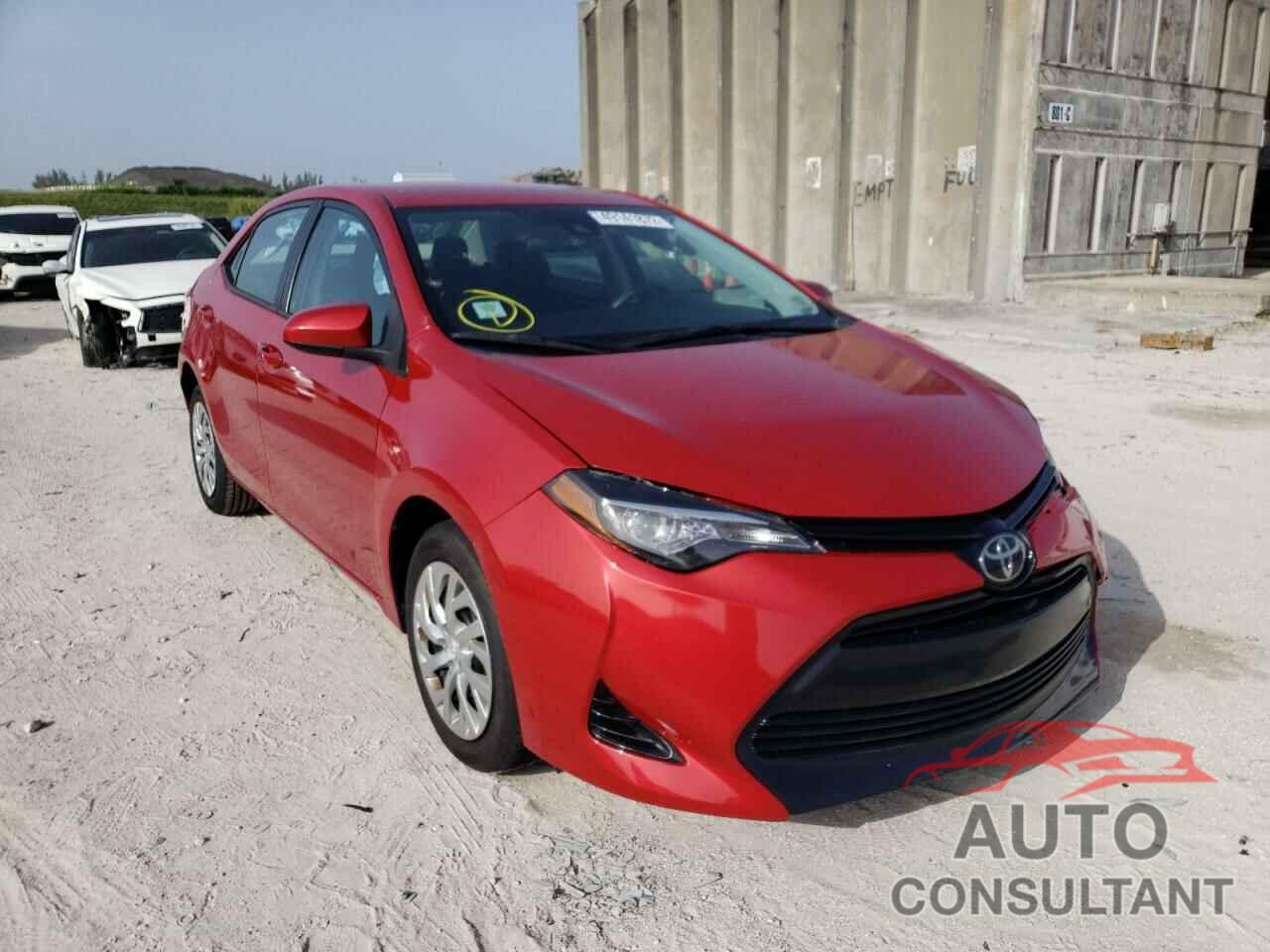 TOYOTA COROLLA 2018 - 5YFBURHE9JP749856