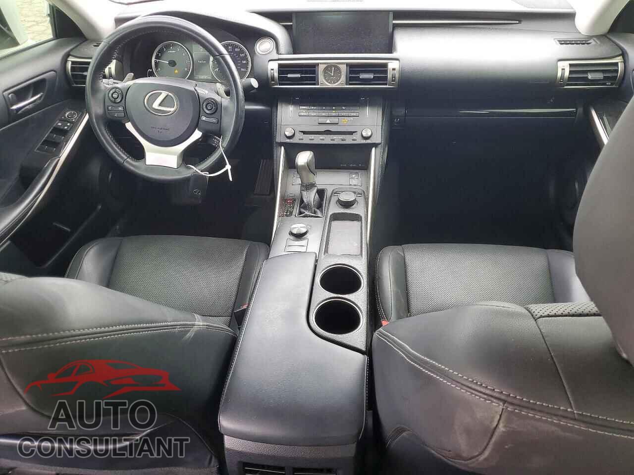 LEXUS IS 2015 - JTHCF1D20F5018778