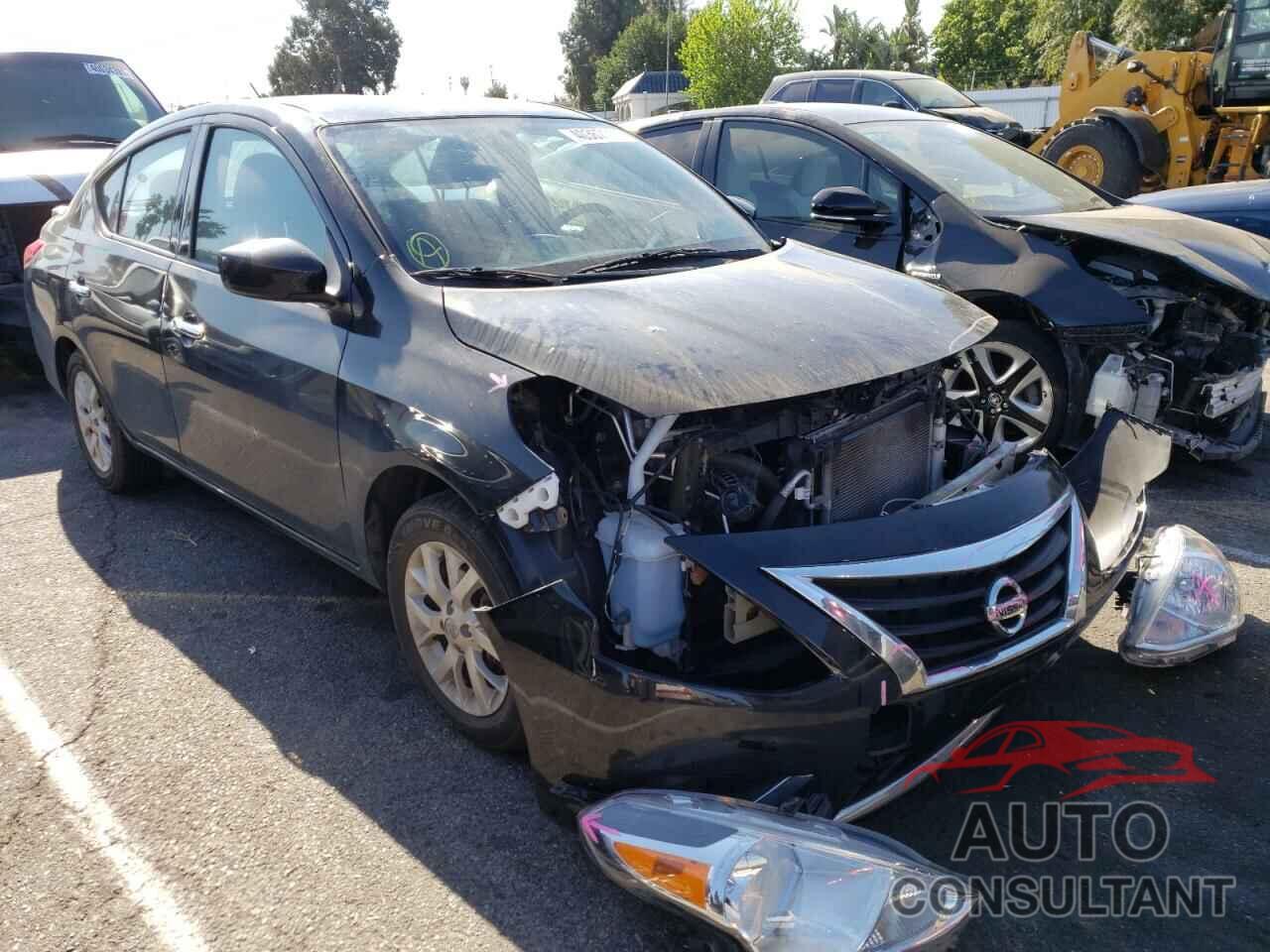 NISSAN VERSA 2018 - 3N1CN7AP4JL879769
