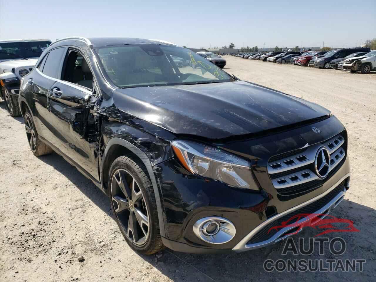 MERCEDES-BENZ GLA-CLASS 2018 - WDCTG4EB9JJ477428