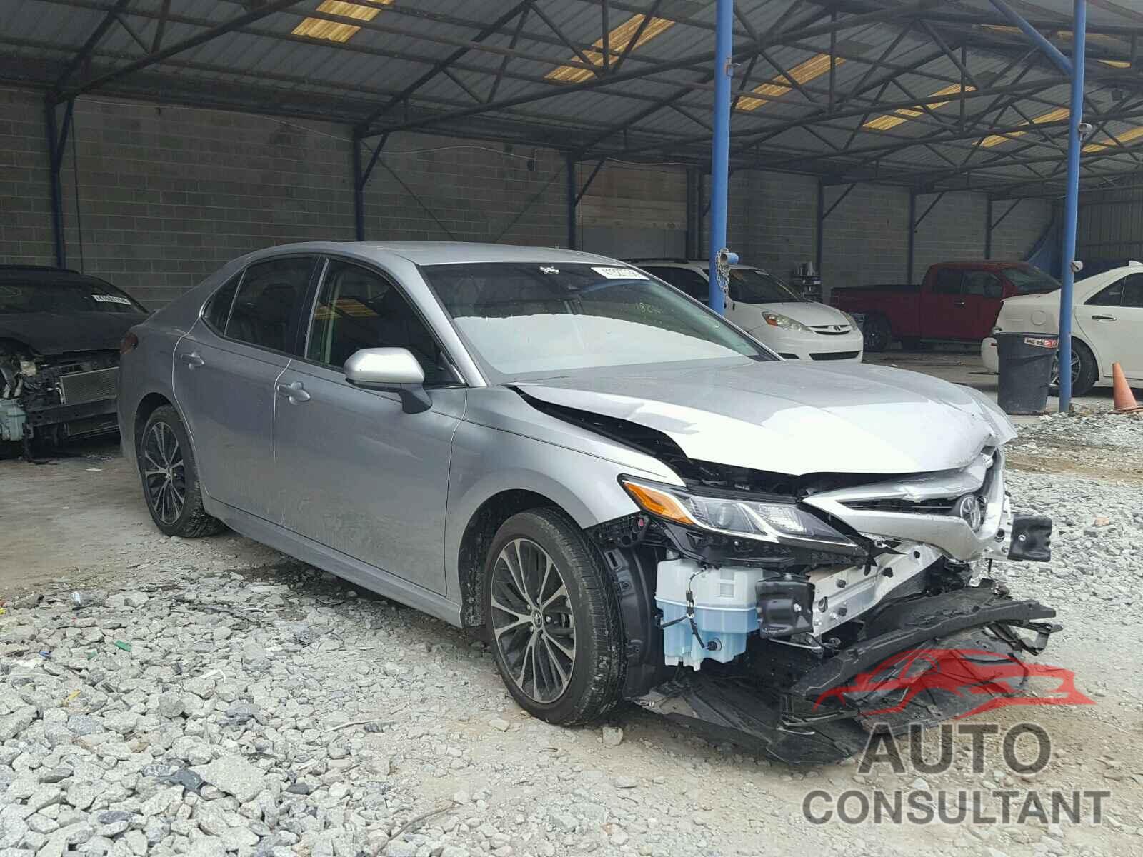 TOYOTA CAMRY 2018 - JTNB11HKXJ3024934
