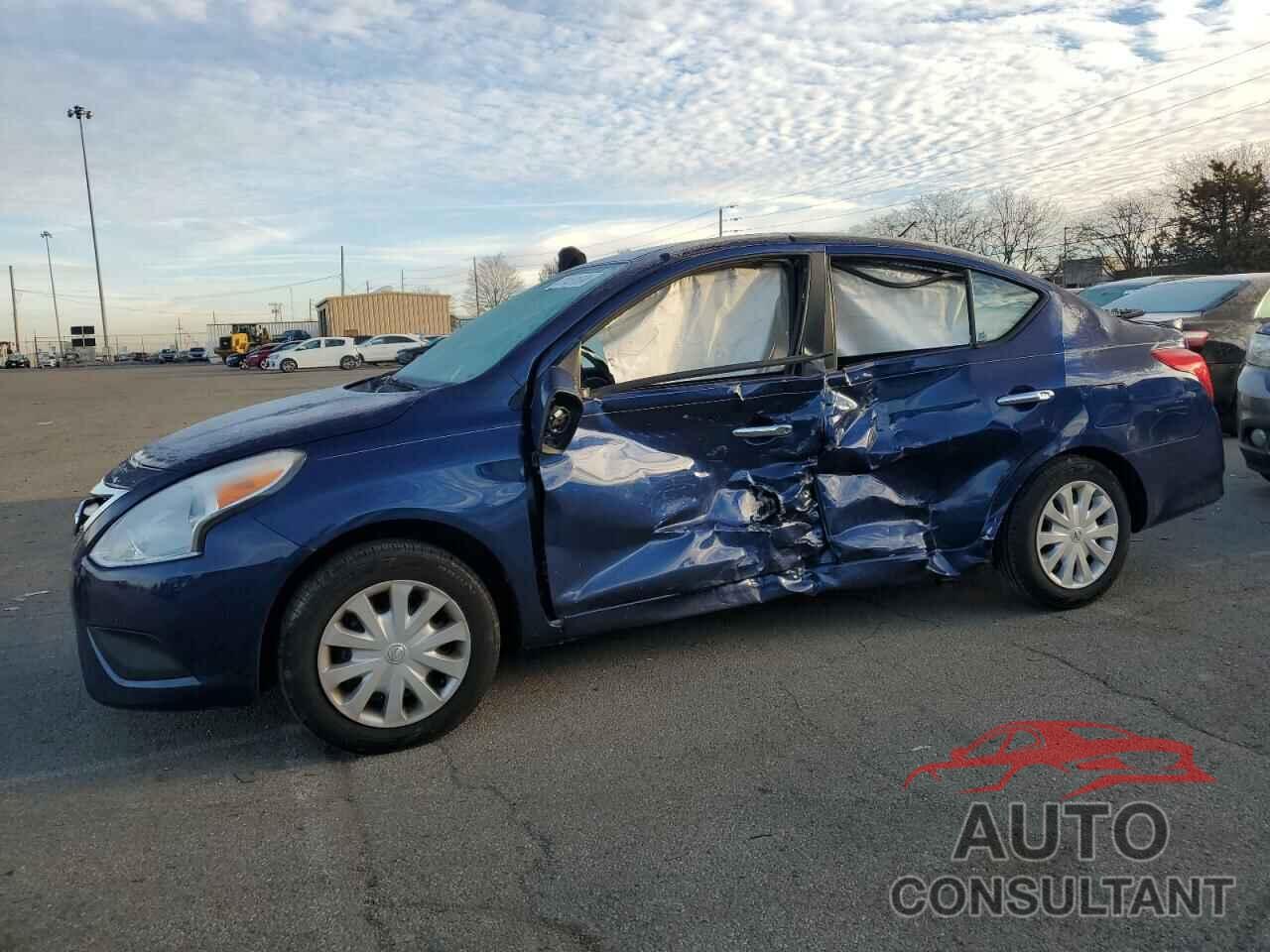 NISSAN VERSA 2019 - 3N1CN7AP1KL860131