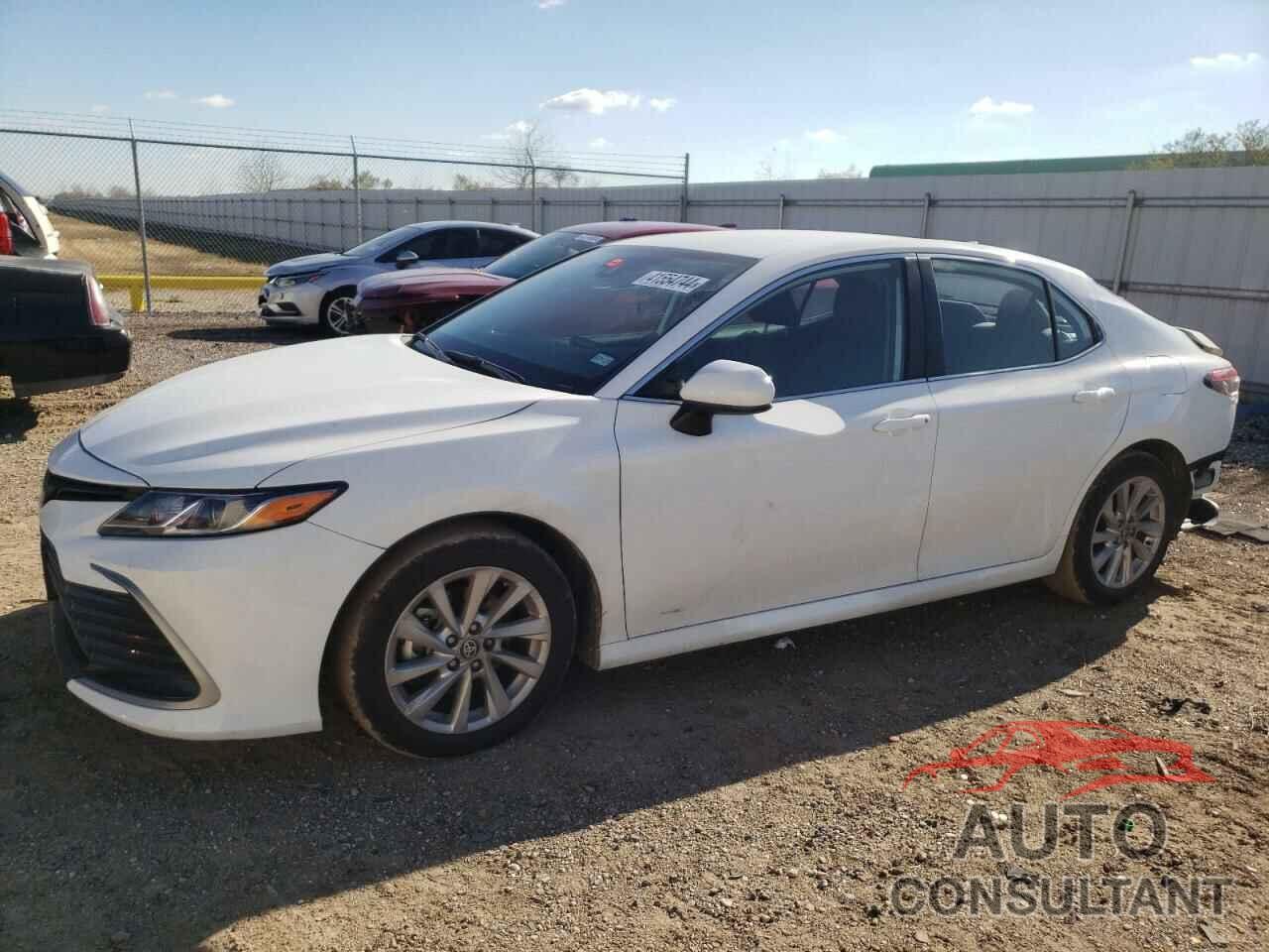TOYOTA CAMRY 2023 - 4T1C11AKXPU811335