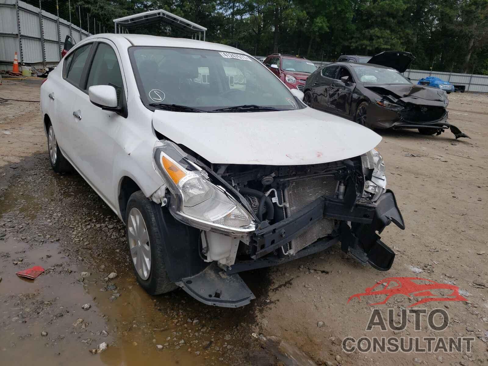 NISSAN VERSA 2017 - 3N1CN7AP2HK455670