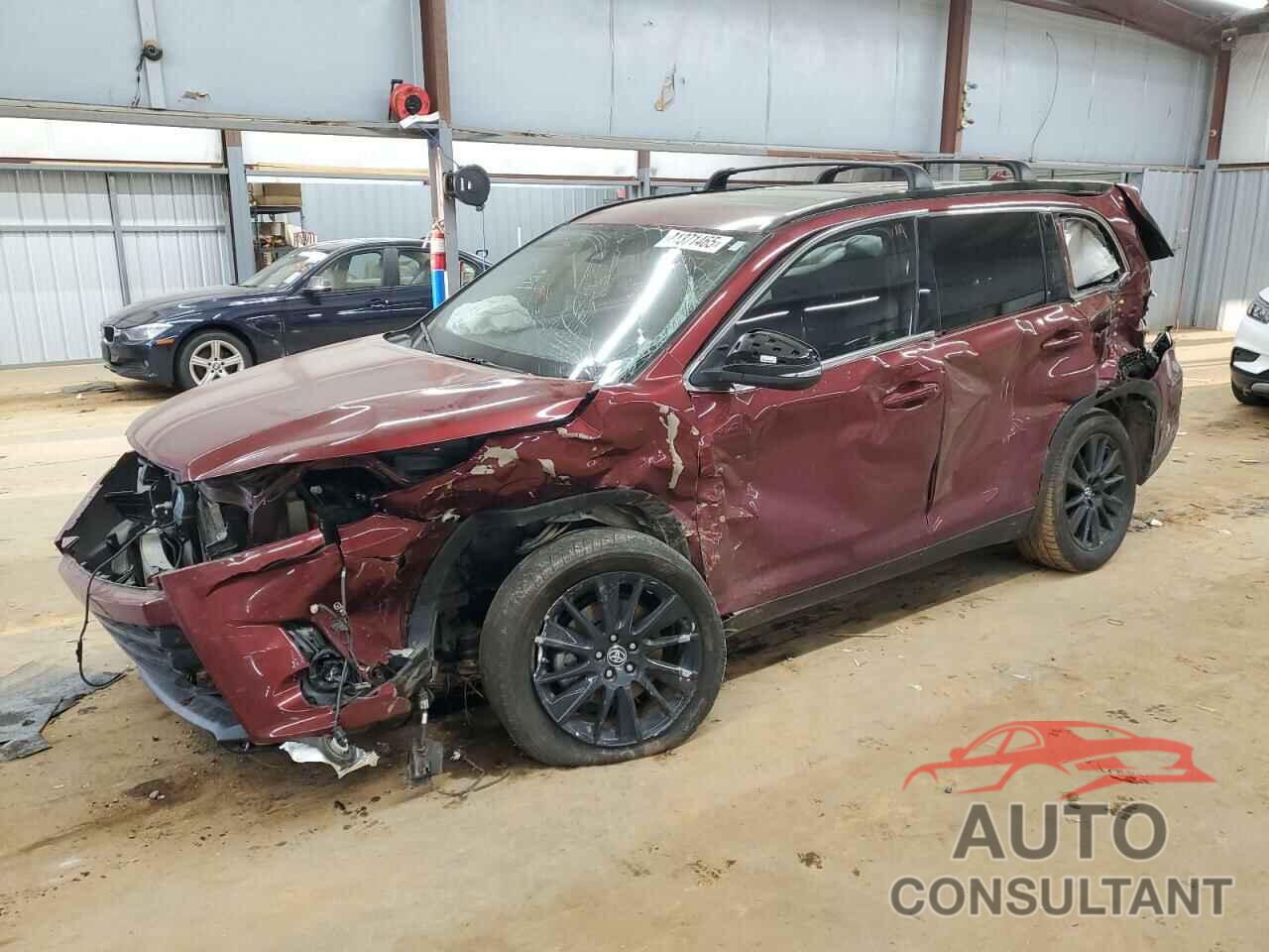 TOYOTA HIGHLANDER 2019 - 5TDKZRFH2KS570808