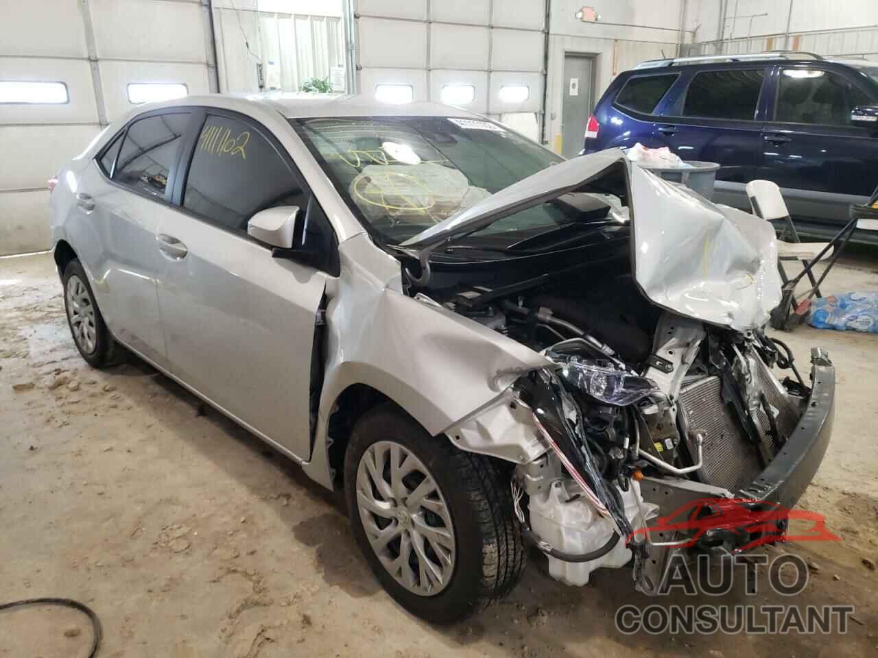 TOYOTA COROLLA 2017 - 5YFBURHE2HP668465