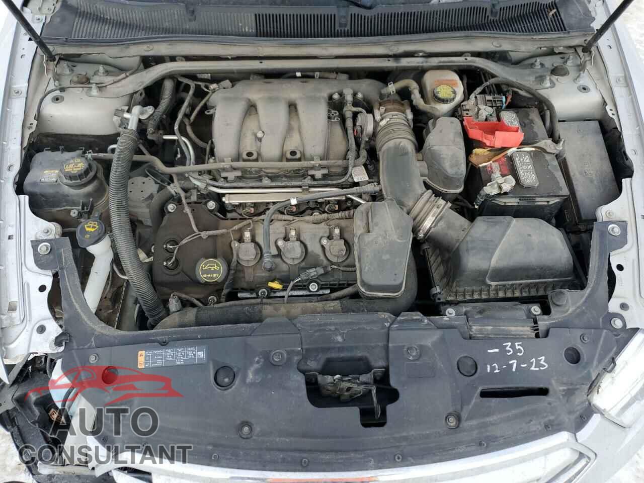 FORD TAURUS 2017 - 1FAHP2F88HG123416