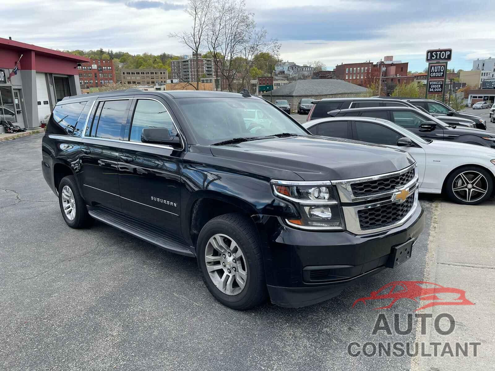 CHEVROLET SUBURBAN 2017 - 1GNSKHKC2HR126173