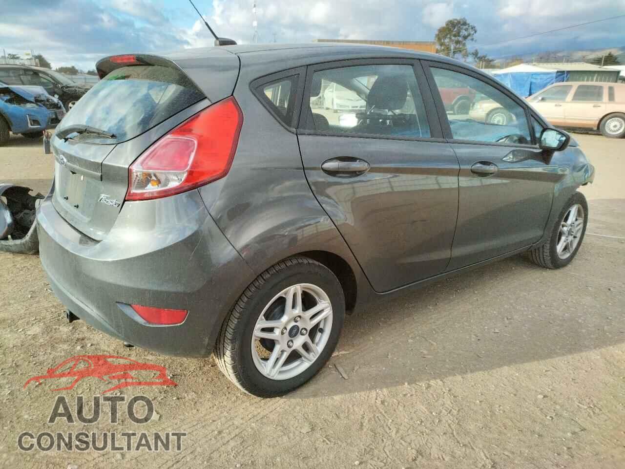 FORD FIESTA 2018 - 3FADP4EJ4JM127344
