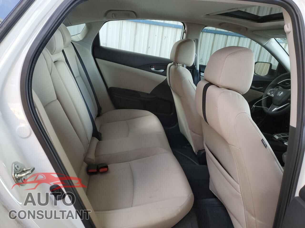HONDA CIVIC 2017 - 19XFC2F78HE017701