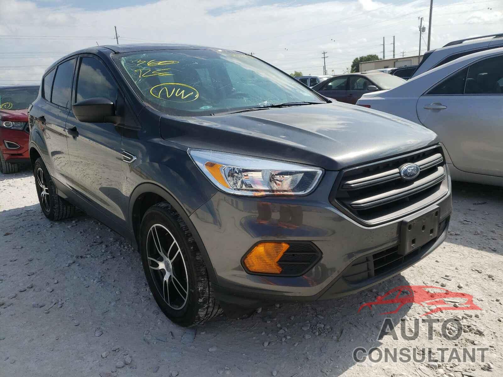 FORD ESCAPE 2017 - 1FMCU0F77HUE25950