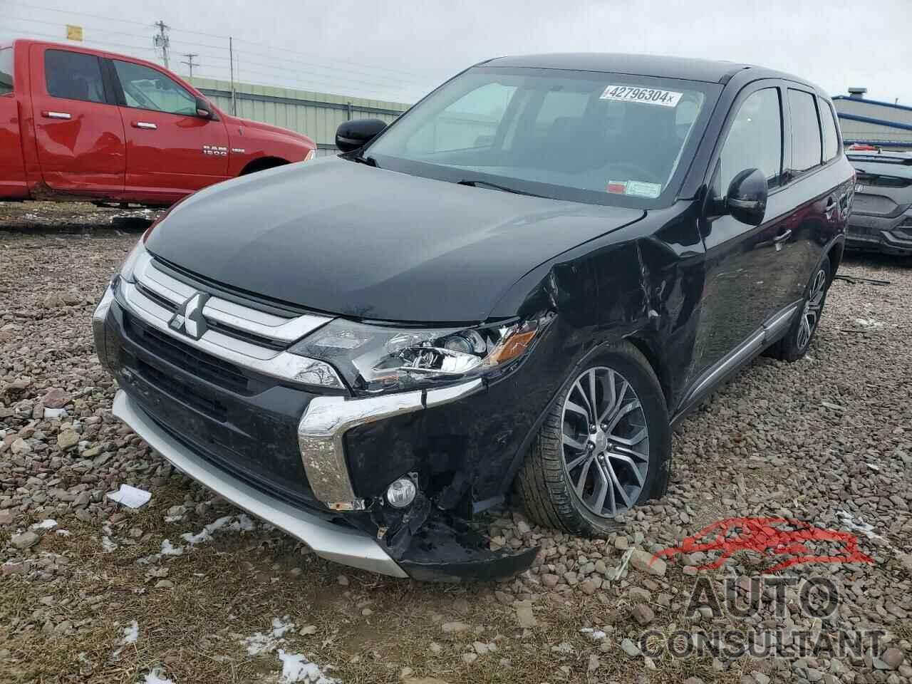 MITSUBISHI OUTLANDER 2018 - JA4AZ3A32JJ003492