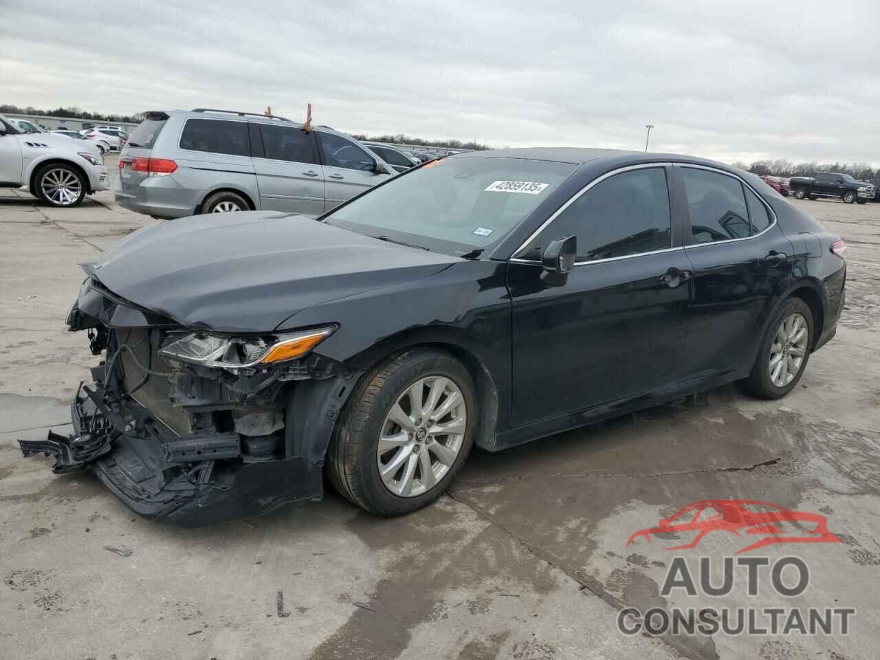 TOYOTA CAMRY 2018 - 4T1B11HK3JU004955