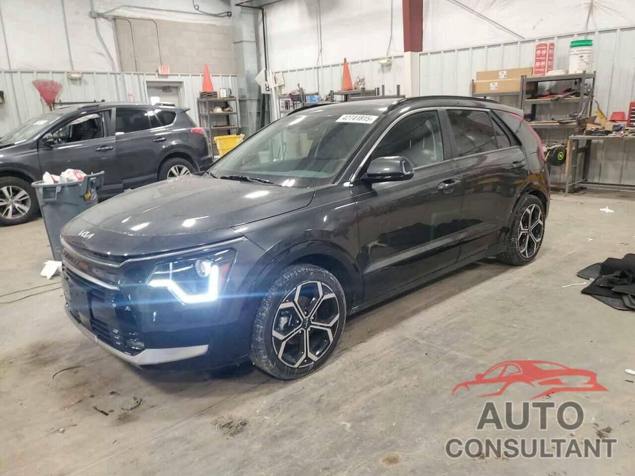 KIA NIRO 2023 - KNDCR3LE0P5038126