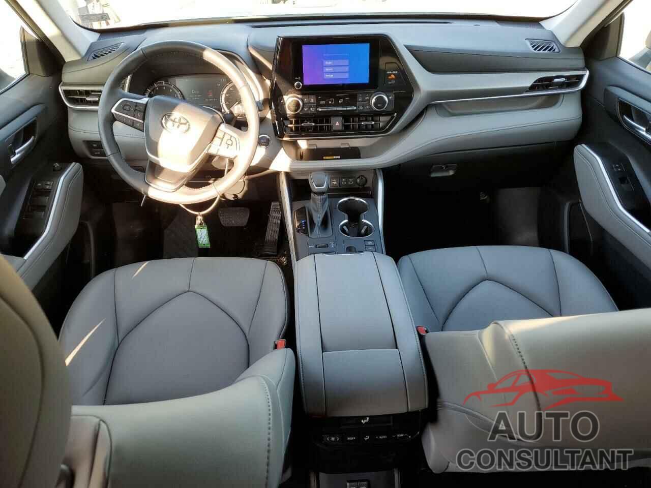 TOYOTA HIGHLANDER 2023 - 5TDKDRBH8PS024493