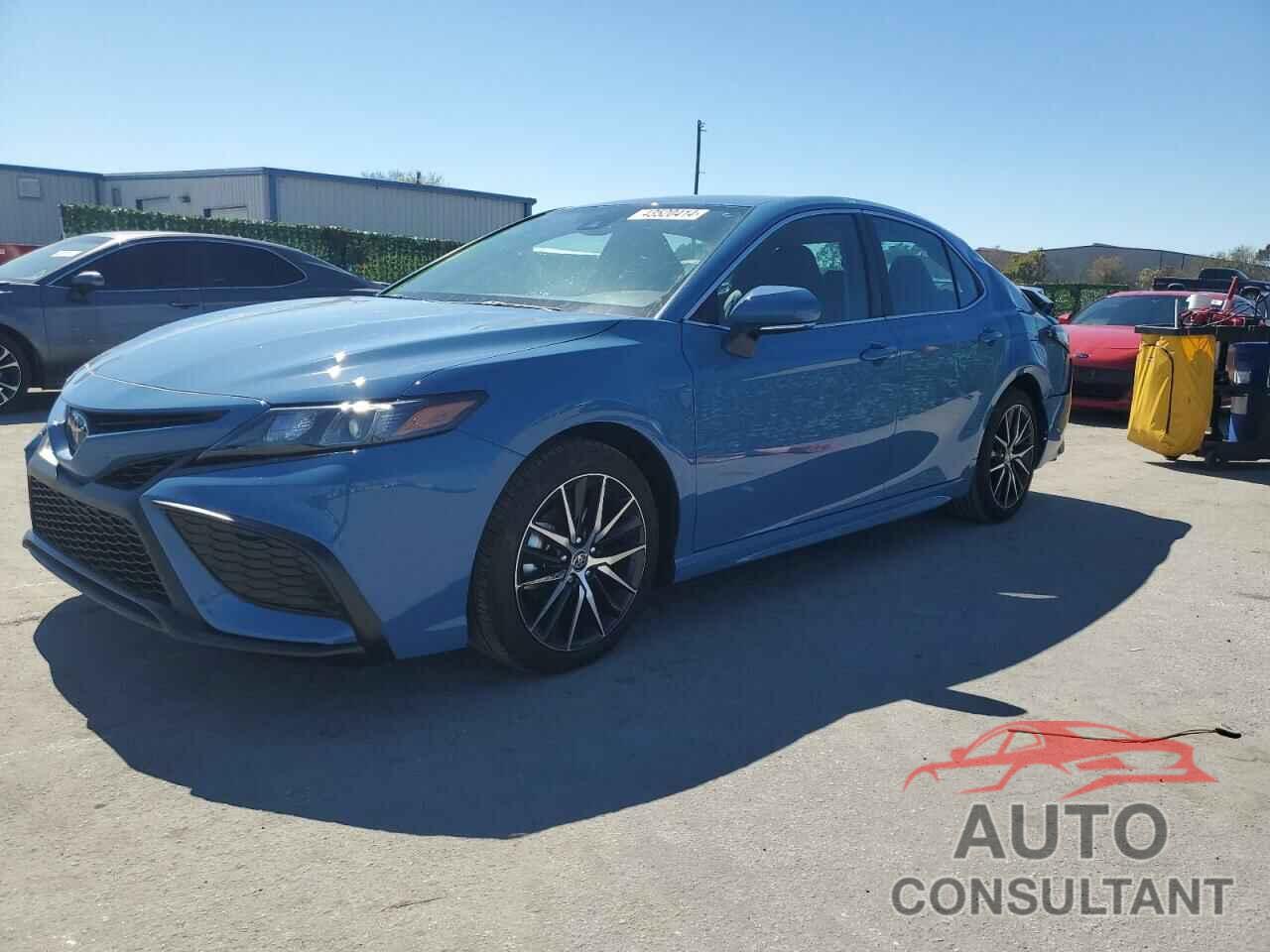TOYOTA CAMRY 2023 - 4T1G11AKXPU145370