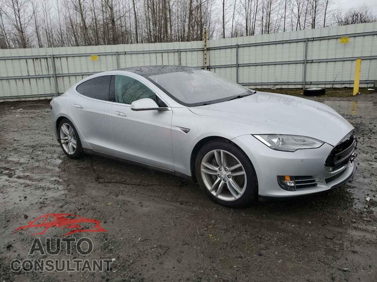 TESLA MODEL S 2013 - 5YJSA1DN9DFP27145