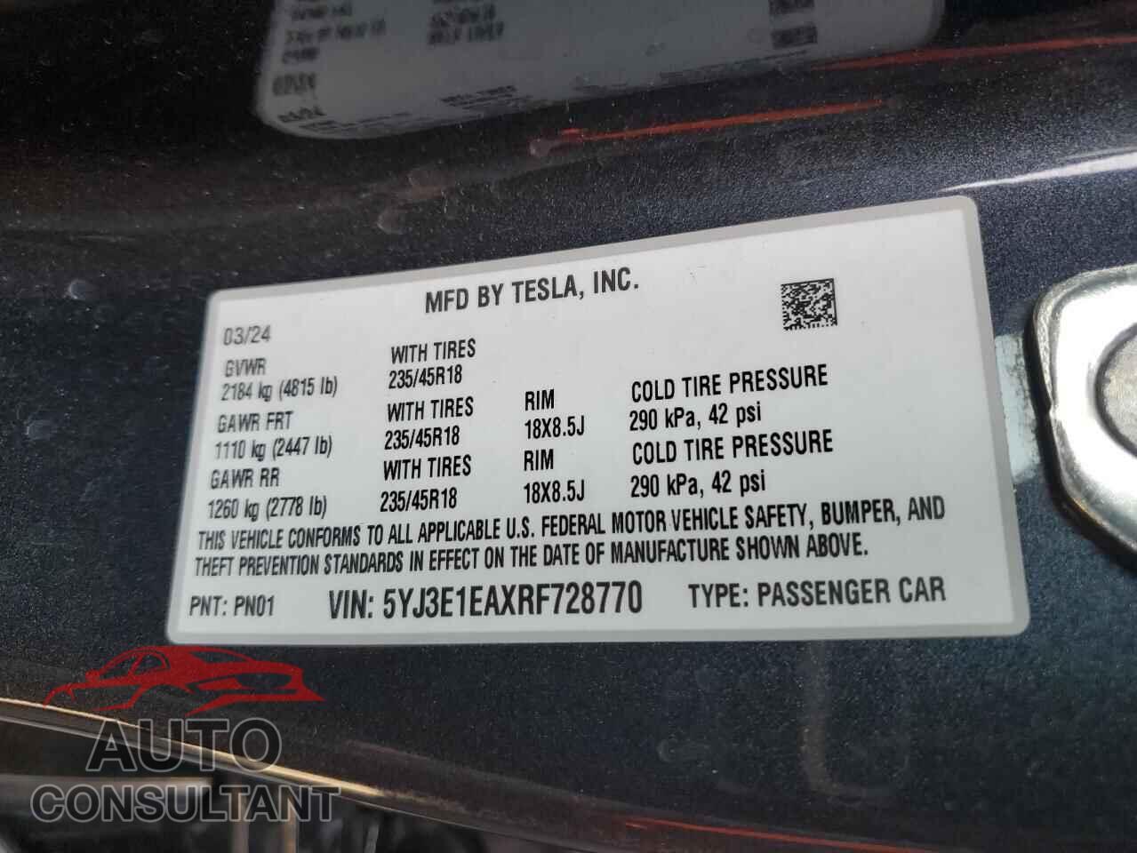 TESLA MODEL 3 2024 - 5YJ3E1EAXRF728770