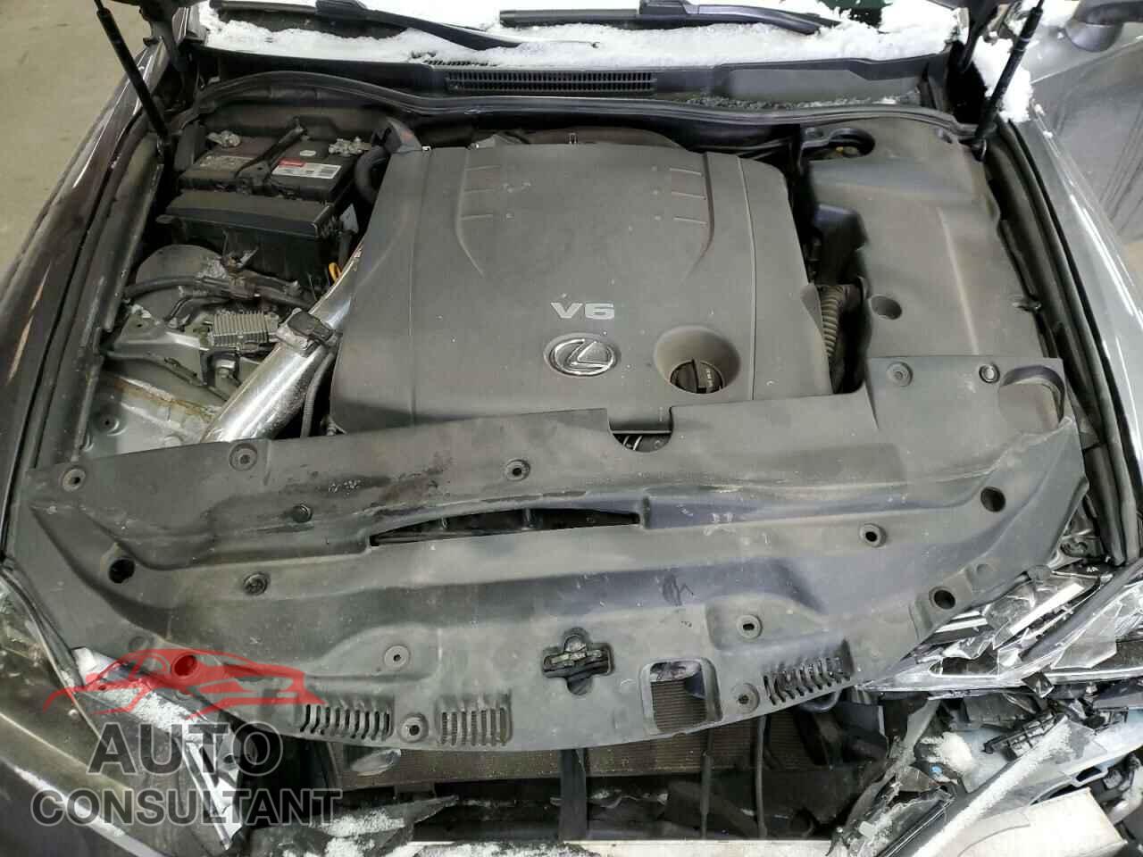 LEXUS IS 2012 - JTHCF5C20C5059450