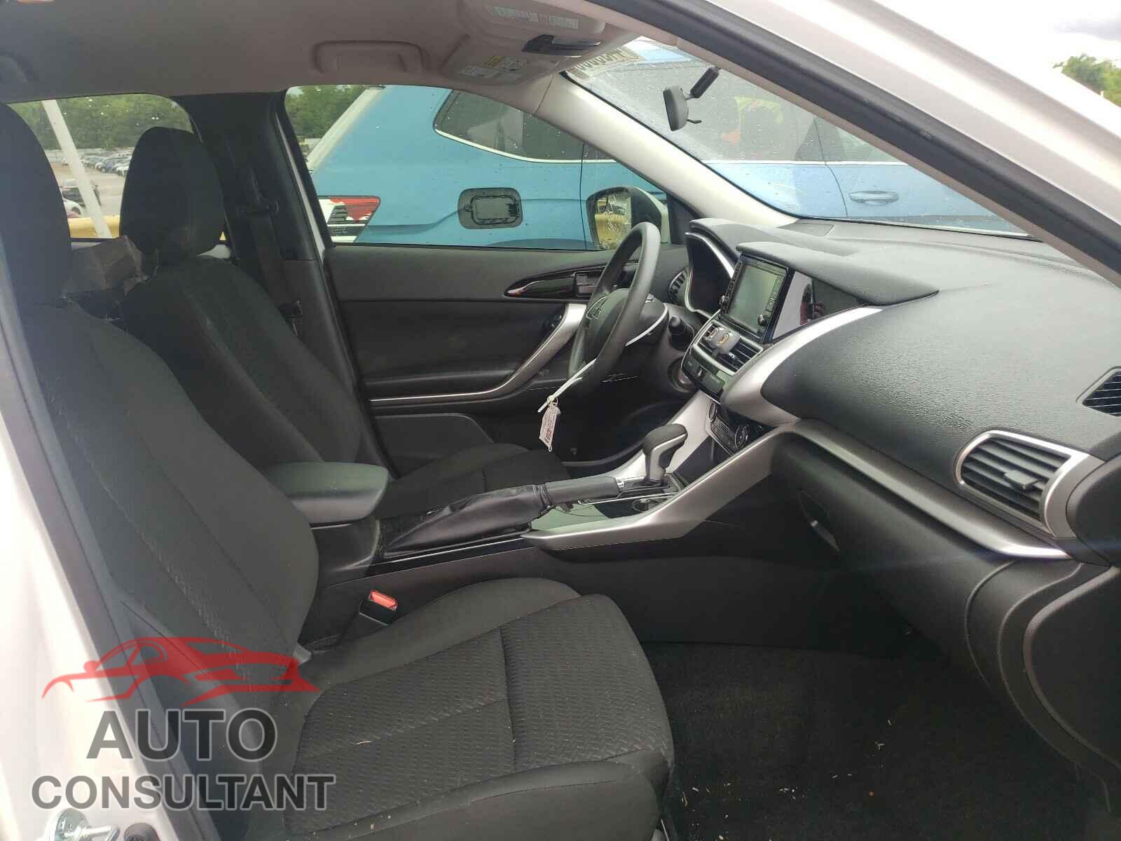 MITSUBISHI ECLIPSE 2018 - JA4AS3AA1JZ047679
