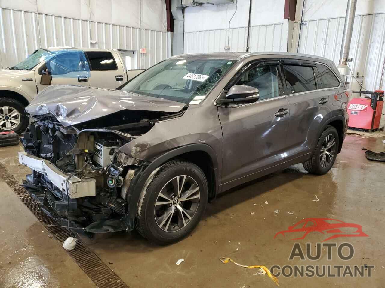 TOYOTA HIGHLANDER 2016 - 5TDJKRFH9GS305844