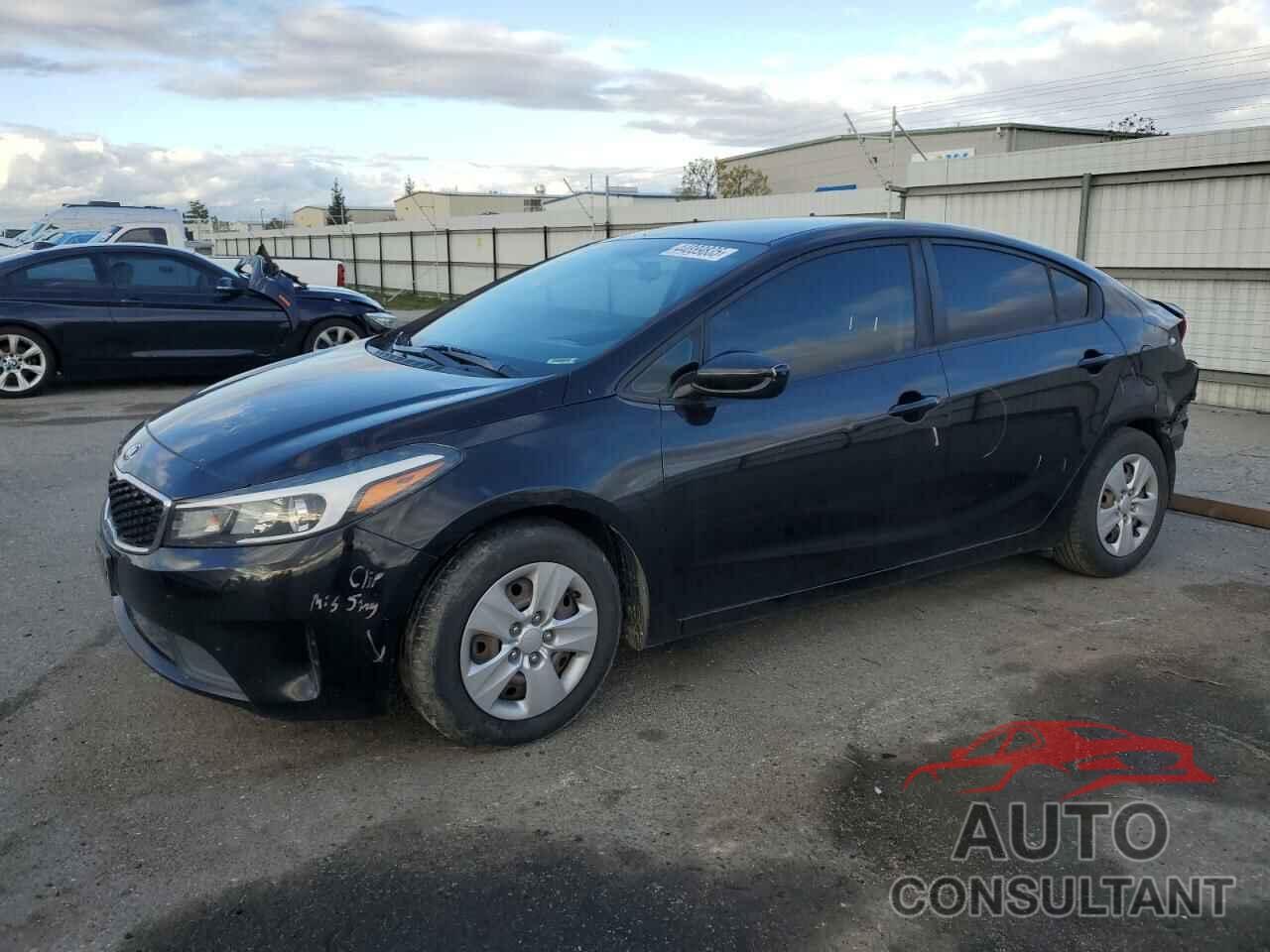 KIA FORTE 2018 - 3KPFK4A75JE251886