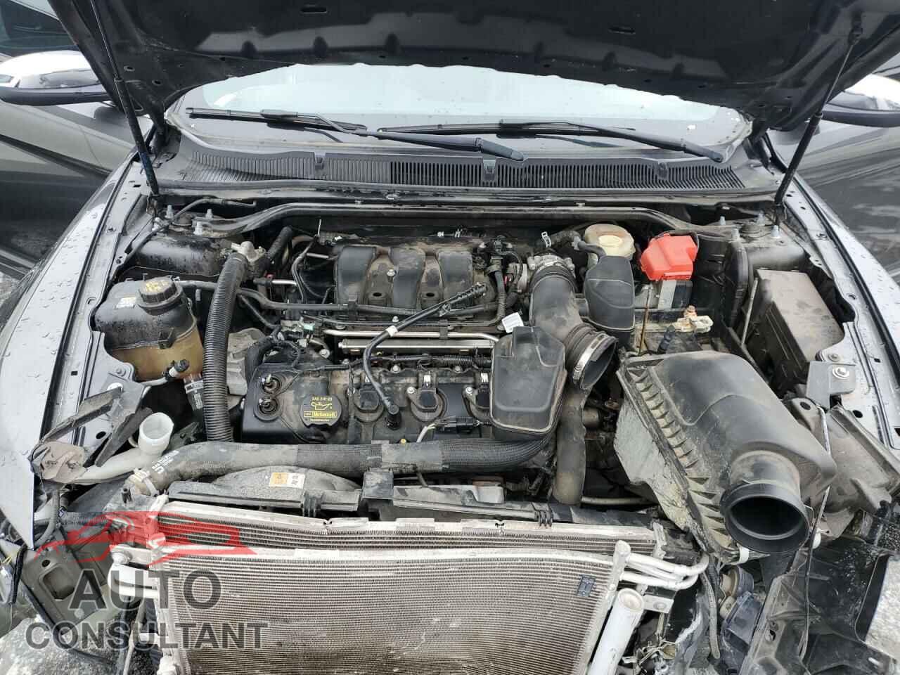 FORD TAURUS 2017 - 1FAHP2F85HG102541