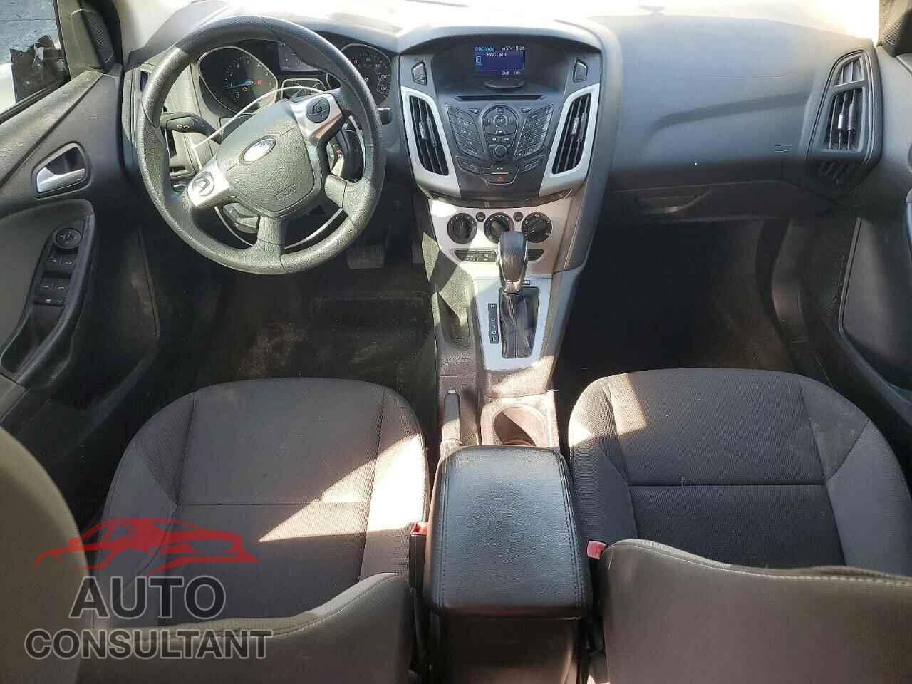 FORD FOCUS 2013 - 1FADP3F2XDL123712