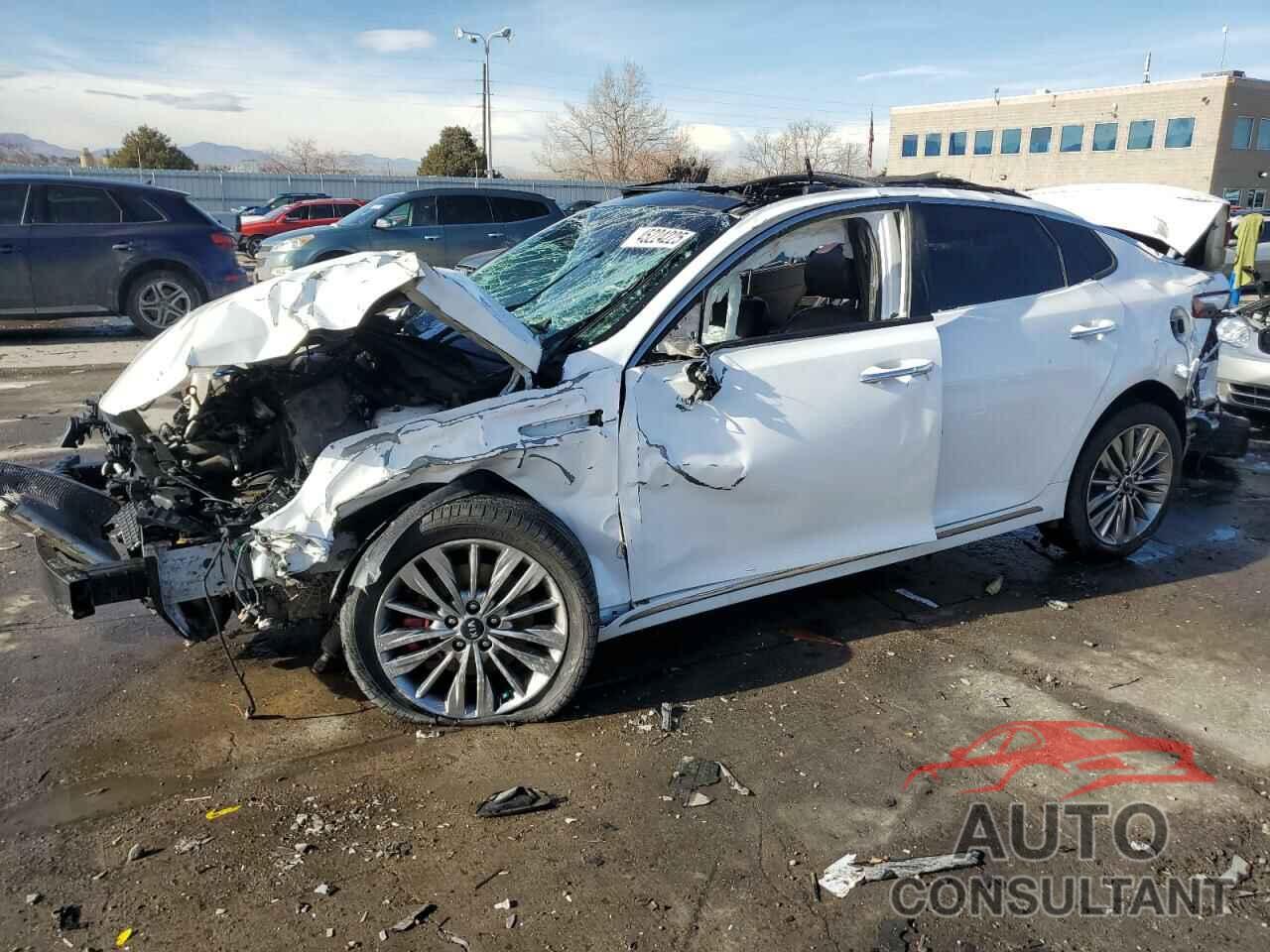 KIA OPTIMA 2019 - 5XXGV4L23KG326672