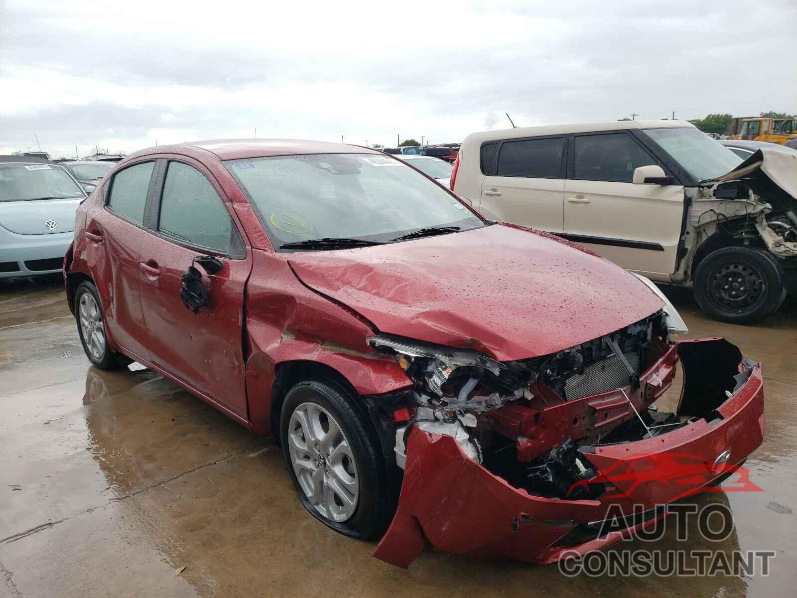 TOYOTA YARIS 2017 - 3MYDLBYV8HY190962