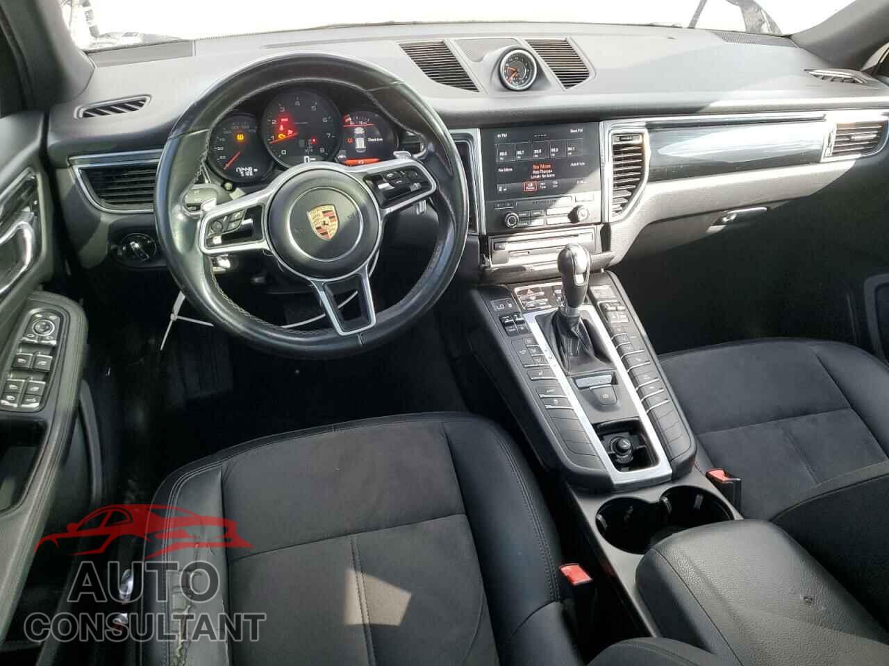 PORSCHE MACAN 2017 - WP1AA2A51HLB03234
