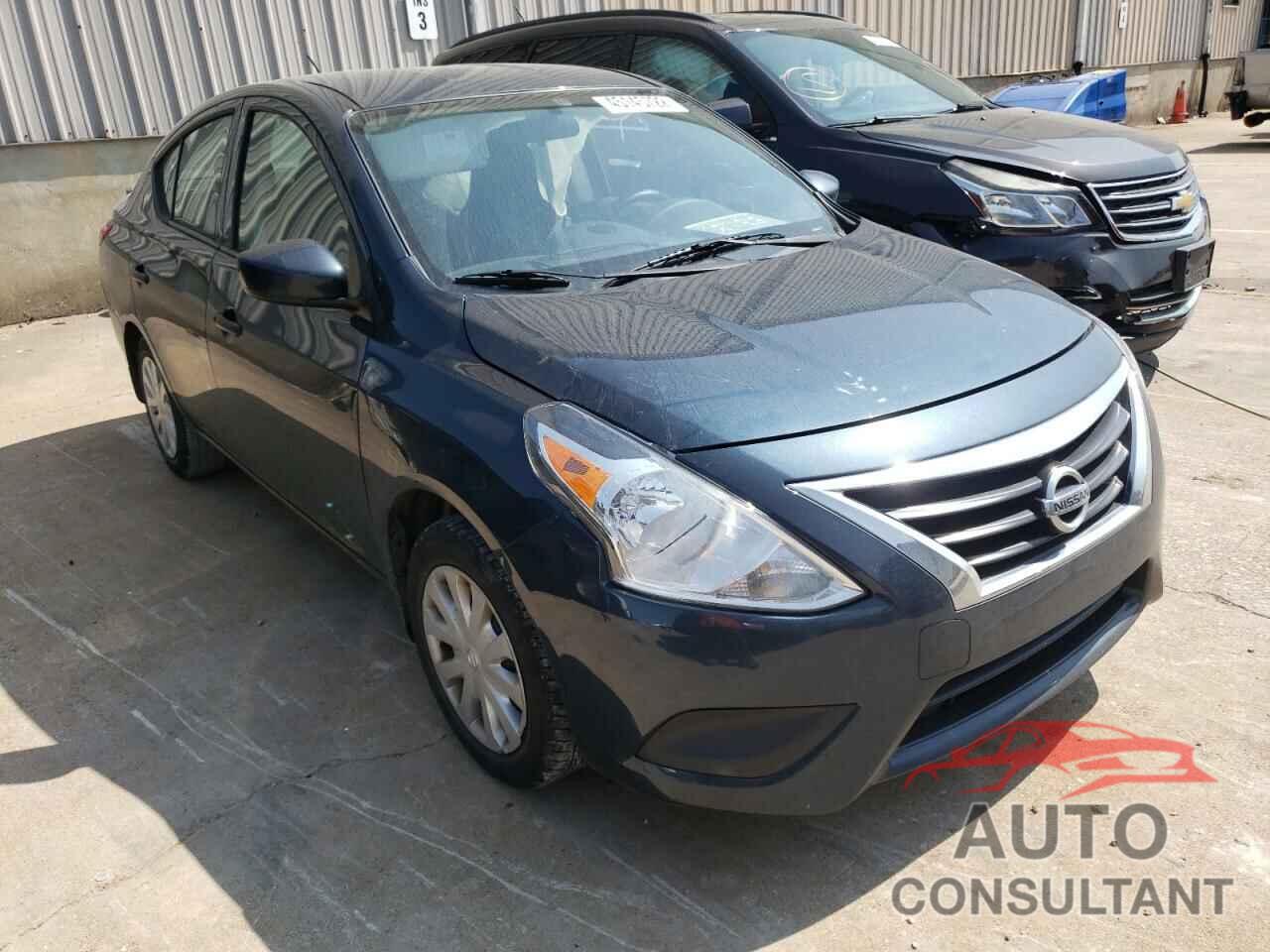 NISSAN VERSA 2017 - 3N1CN7AP8HL882412